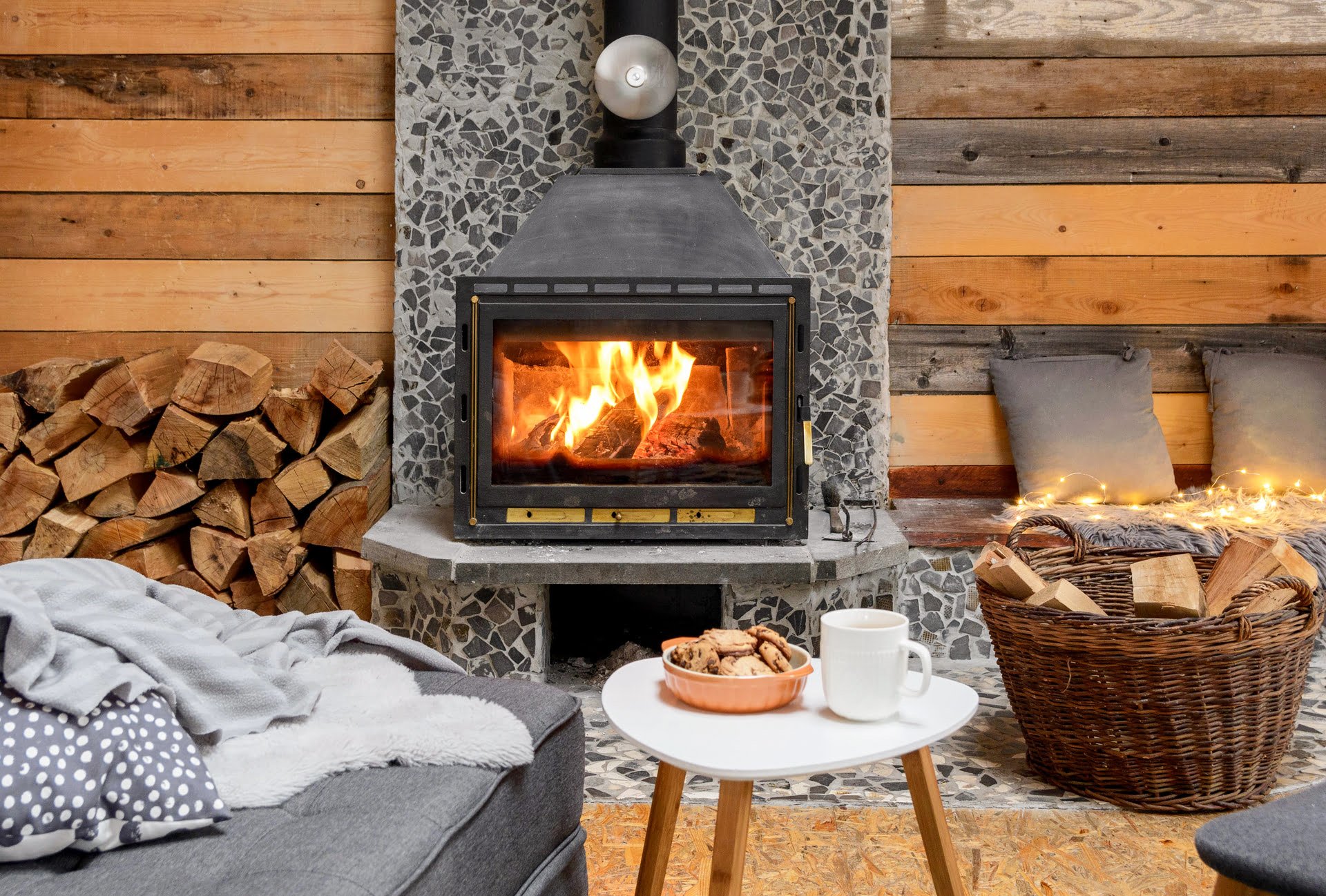 Étagère en Verre sur Mesure : maximiser l’espace avec panache ! 2 Verre sur mesure cheminée